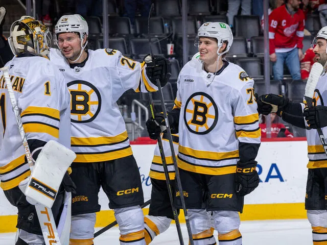 Swayman makes 41 saves as Bruins top Red Wings in wild-card battle